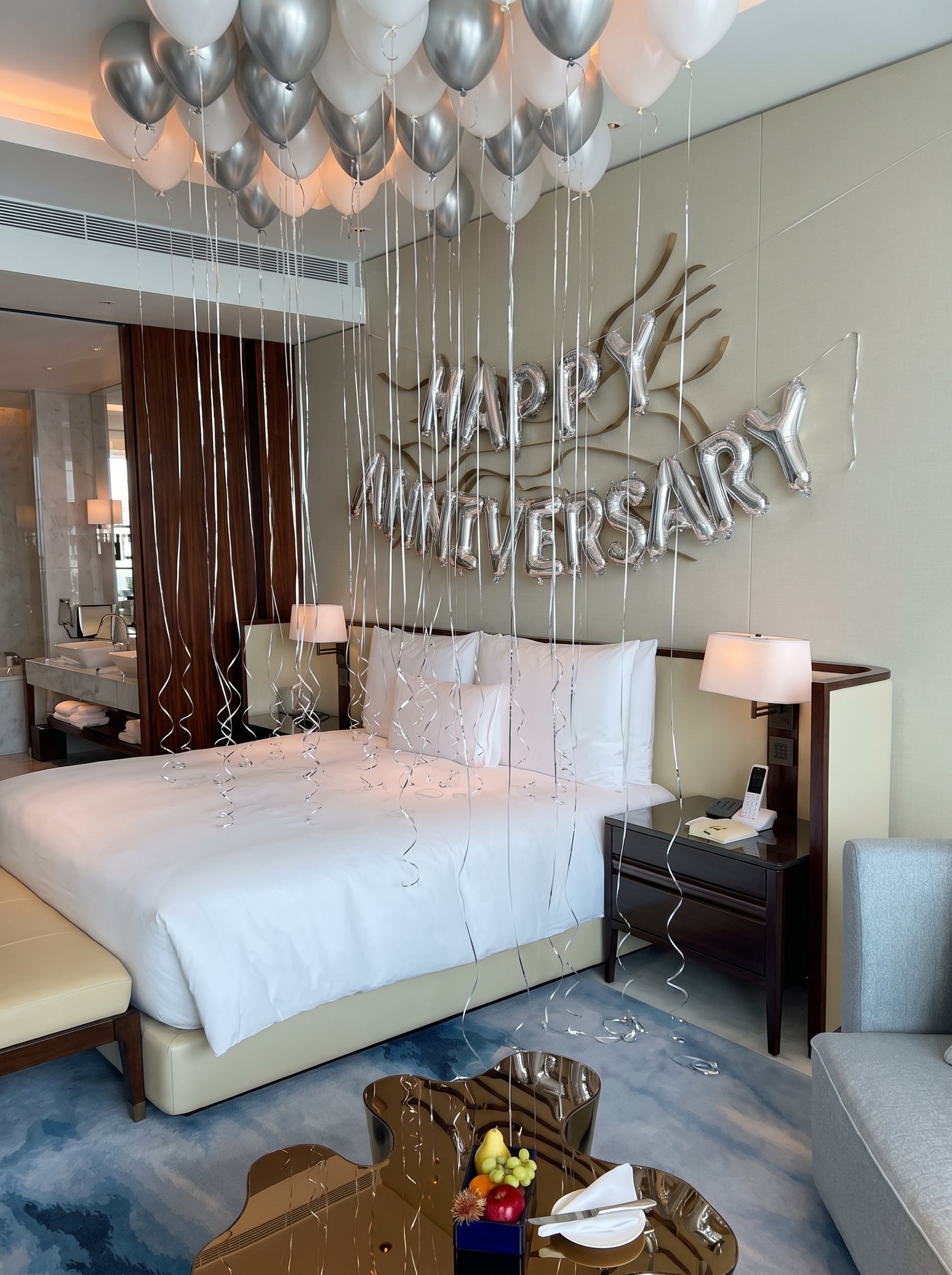 Happy Anniversary Package | Silver & White